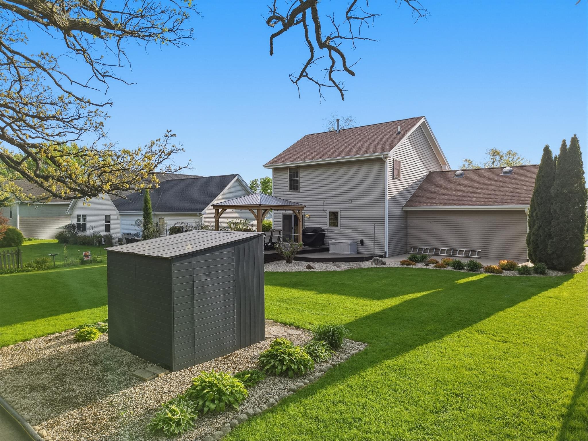 849 7 Hickory Road Byron, IL 61010 - Photo 3 of 33 Gallery Image 3