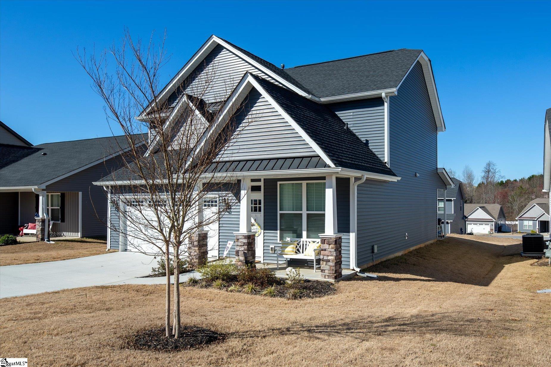 202 Freehold Way Greer, SC 29650 - Photo 4 of 36 Gallery Image 4
