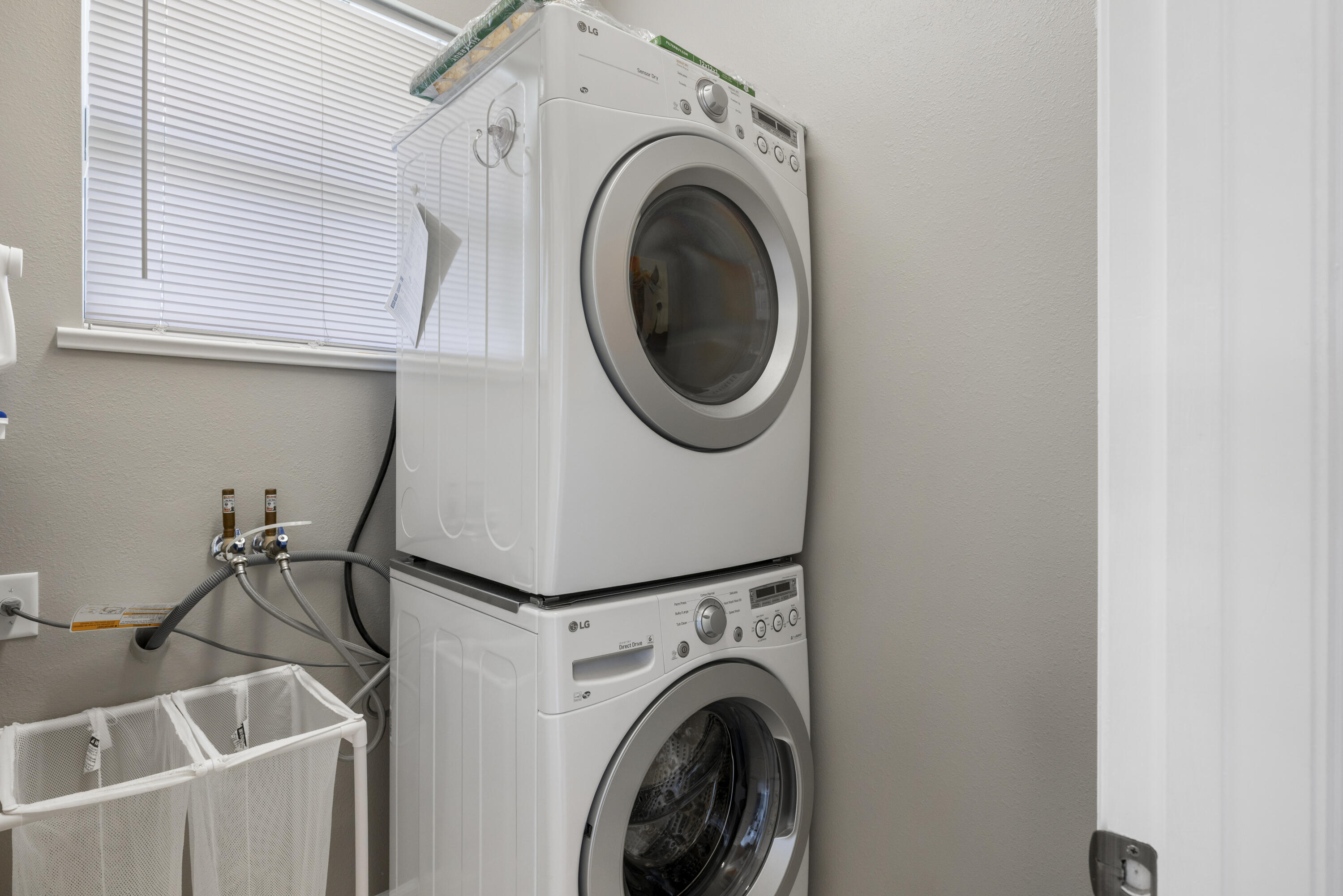 110 Briarcliff Circle Sebastian, FL 32958 - Photo 33 of 42 a utility room with dryer and washer