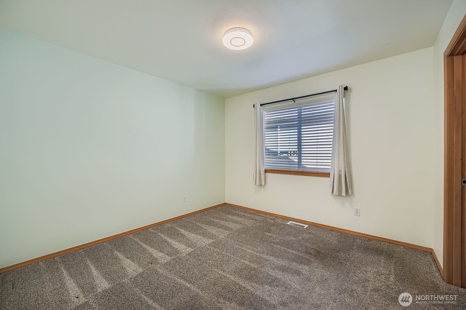 11847 Southeast 176th Court Renton, WA 98058 - Photo 18 of 24