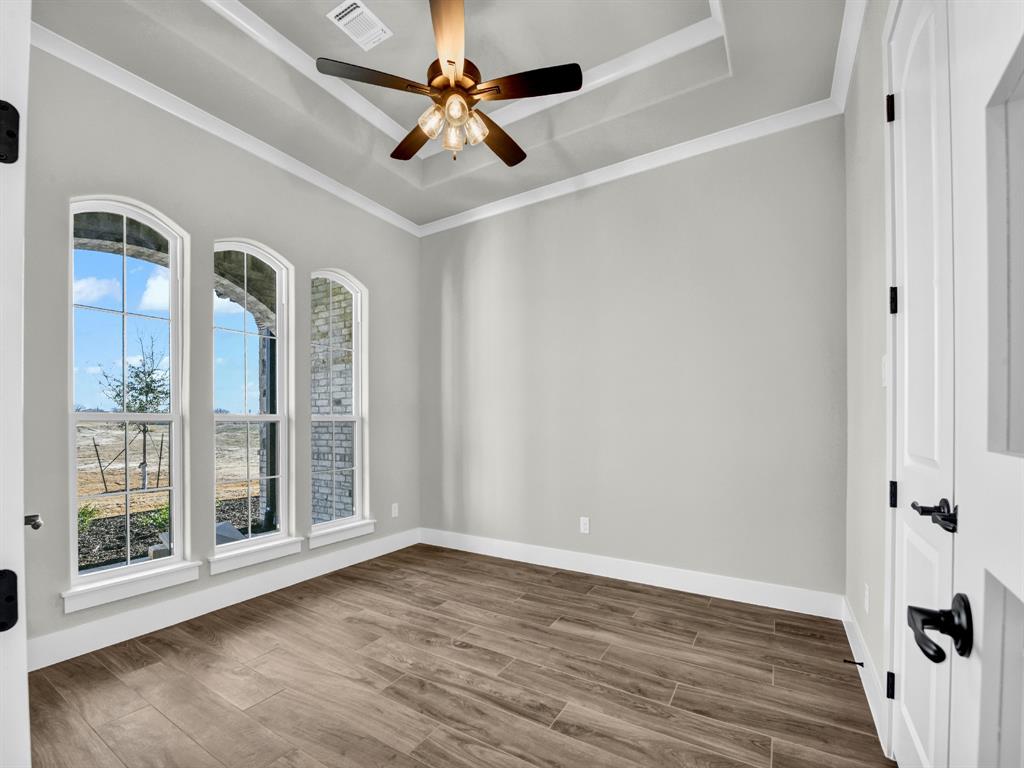 213 Desperado Way Weatherford, TX 76088 - Photo 10 of 39