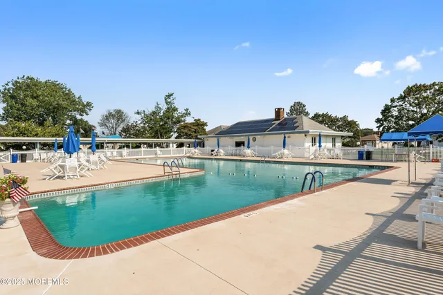 $350,000 | 146 Bimini Drive, Toms River, NJ 08757