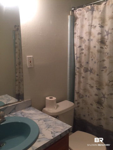 607 West Marigold Avenue Foley, AL 36535 - Photo 10 of 25 Bath