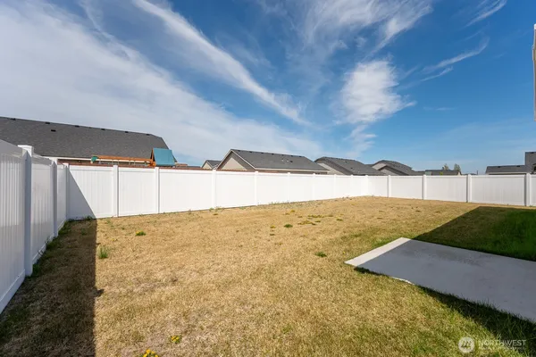 $324,000 | 4256 West Wood Court, Moses Lake, WA 98837