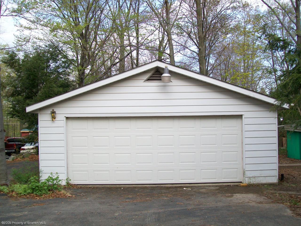 160 Branch Road Greentown, PA 18426 - Photo 10 of 13 Gallery Image 10