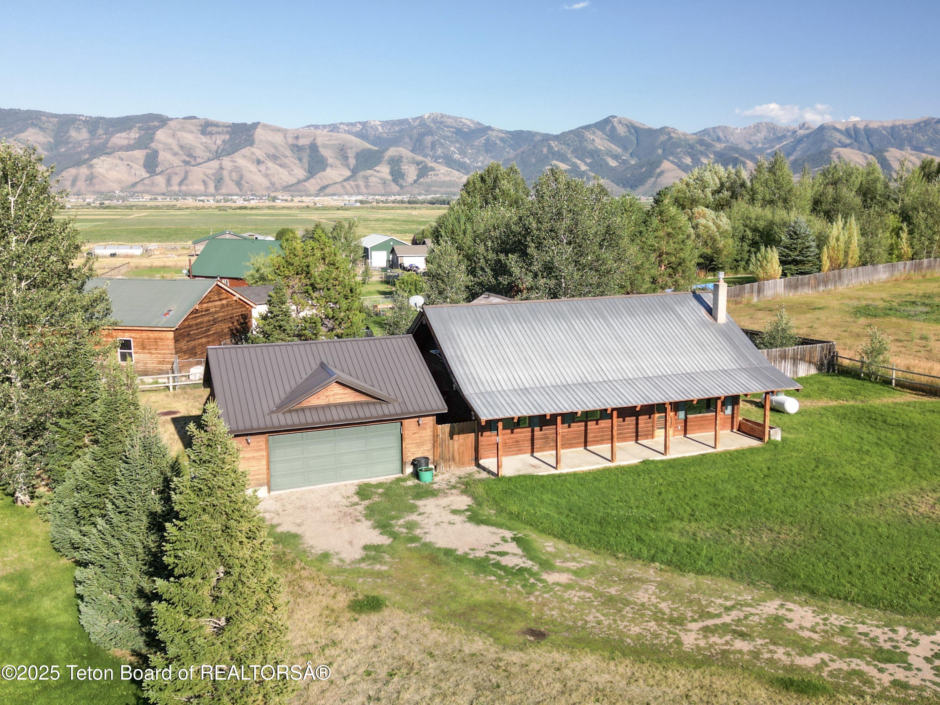 251 Hillview Drive Afton, WY 83110 - Photo 3 of 31 3