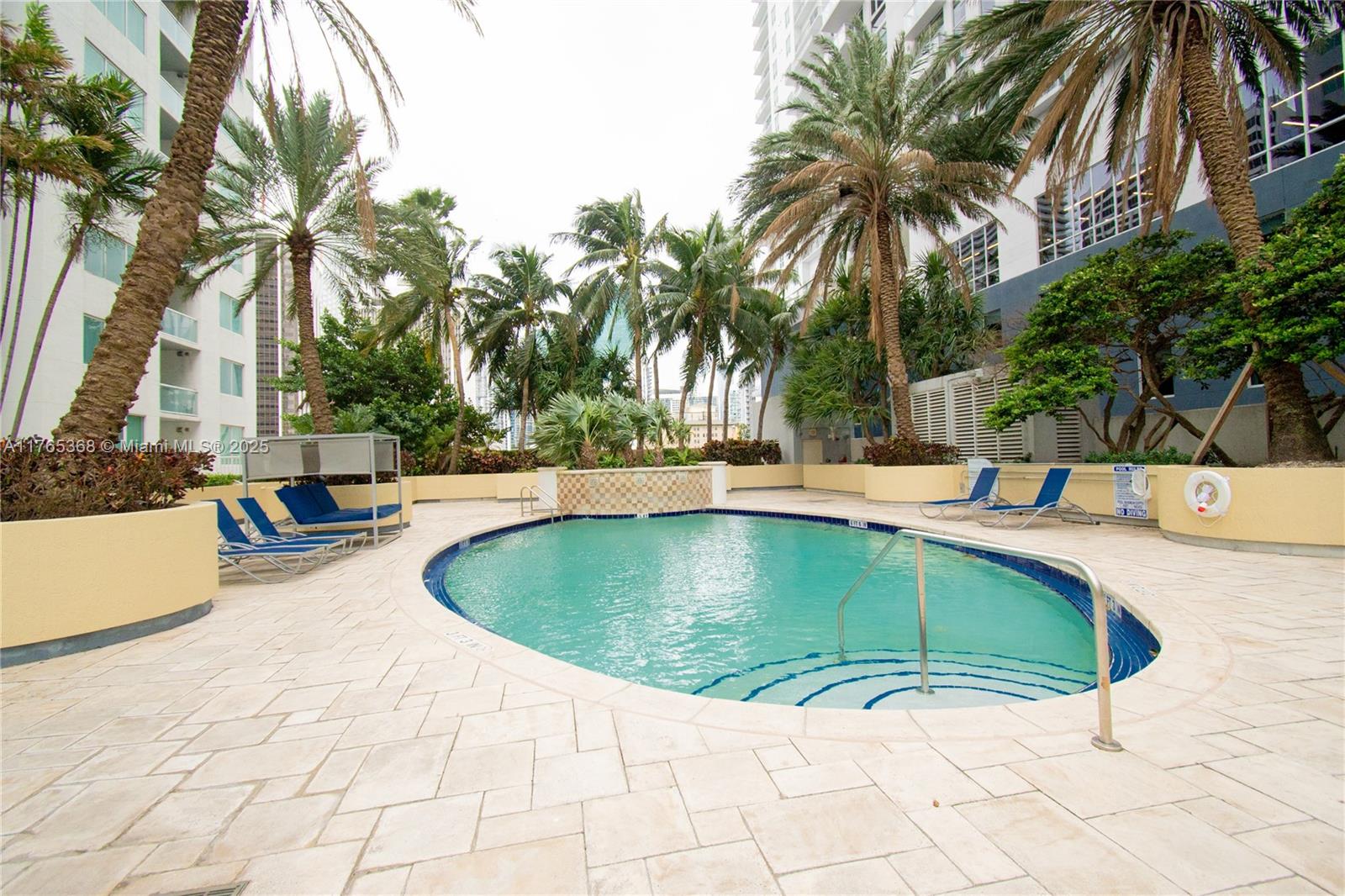 Miami Central Business District Miami, FL 33132 - Photo 19 of 23 a view of outdoor space with trees