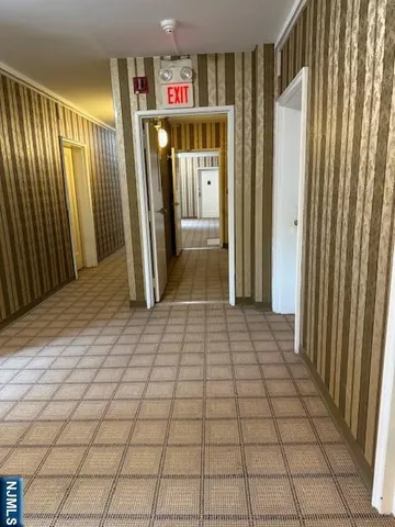 $2,000 | 2340 Linwood Avenue, Unit 2C, Fort Lee, NJ 07024