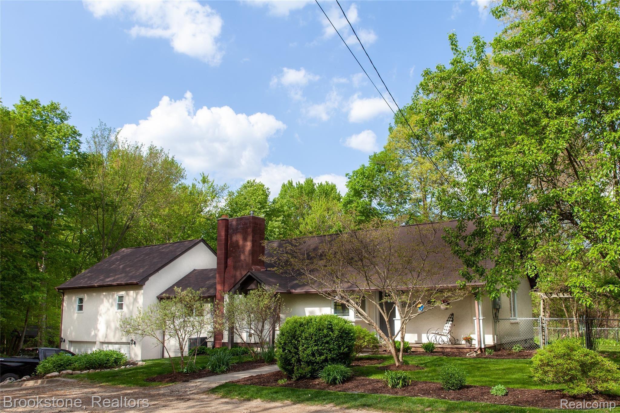 4592 Genesee Road Lapeer, MI 48446 - Photo 1 of 55 4592 Genesee edits-55.jpg