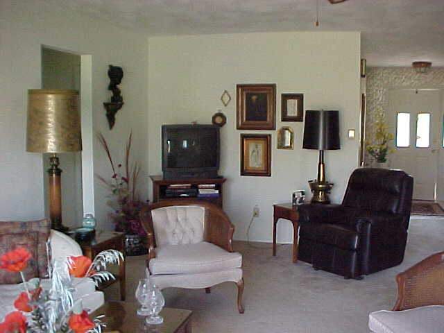 809 Quail Ridge Drive Freeport, IL 61032 - Photo 2 of 9 Gallery Image 2