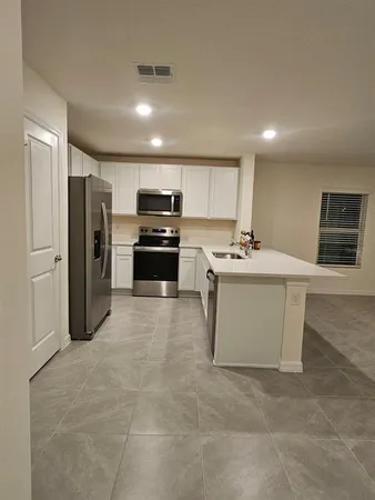 $1,600 | 6577 Southwest 81st Loop, Ocala, FL 34476