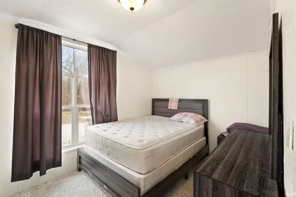 $175,000 | 5137 North Vanlaningham Road, Milltown, IN 47145