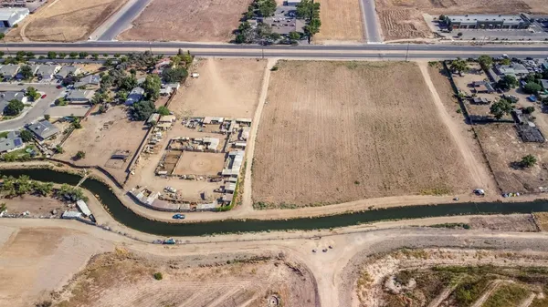 a view of a water heater