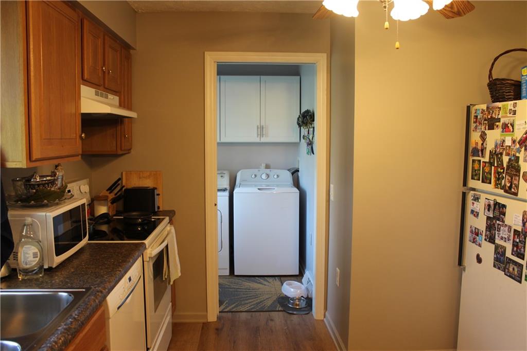 17 Bradley Road Jackson Center, PA 16133 - Photo 2 of 24
