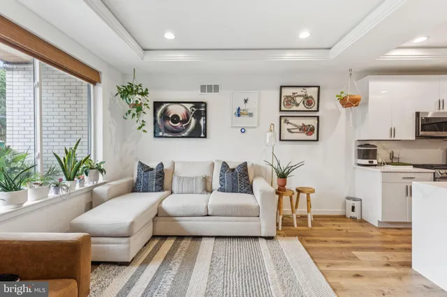 $2,995 | 1007 South 3rd Street, Unit A, Philadelphia, PA 19147