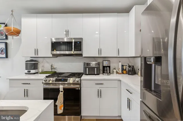 $2,995 | 1007 South 3rd Street, Unit A, Philadelphia, PA 19147