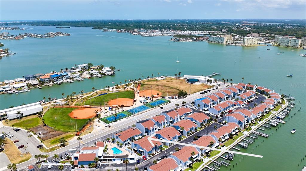 230 Medallion Boulevard, Unit G Madeira Beach, FL 33708 - Photo 22 of 44