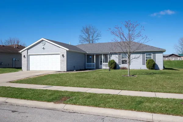 $270,000 | 226 Glory Avenue, Kendallville, IN 46755