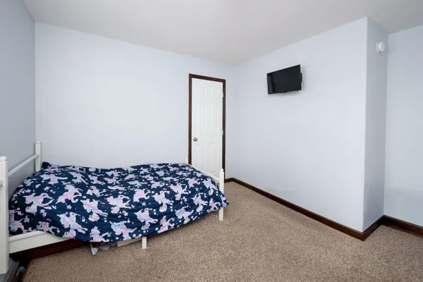 $270,000 | 226 Glory Avenue, Kendallville, IN 46755