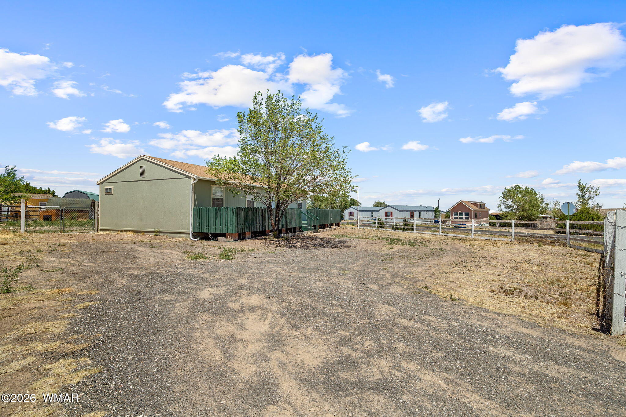 1825 East Aztec Avenue Eagar, AZ 85925 - Photo 3 of 32