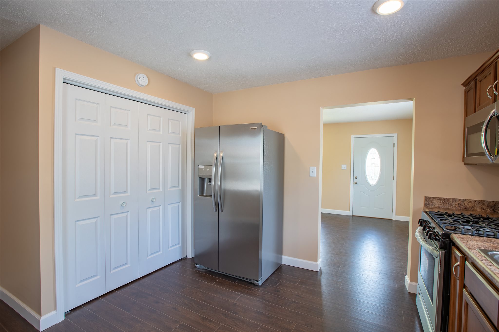 1203 Christ Road Evansville, IN 47711 - Photo 11 of 32 Gallery Image 11