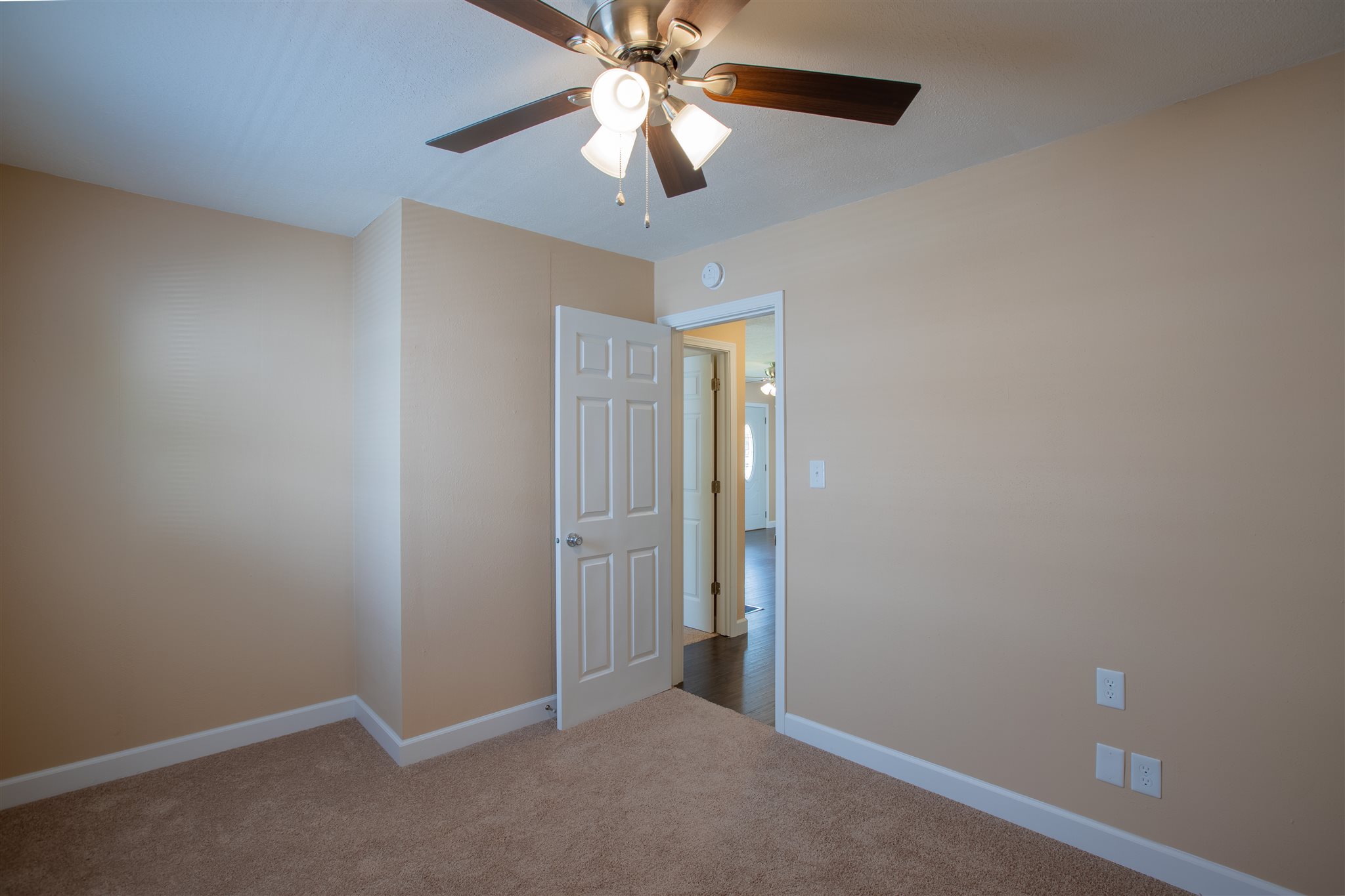 1203 Christ Road Evansville, IN 47711 - Photo 16 of 32 Gallery Image 16