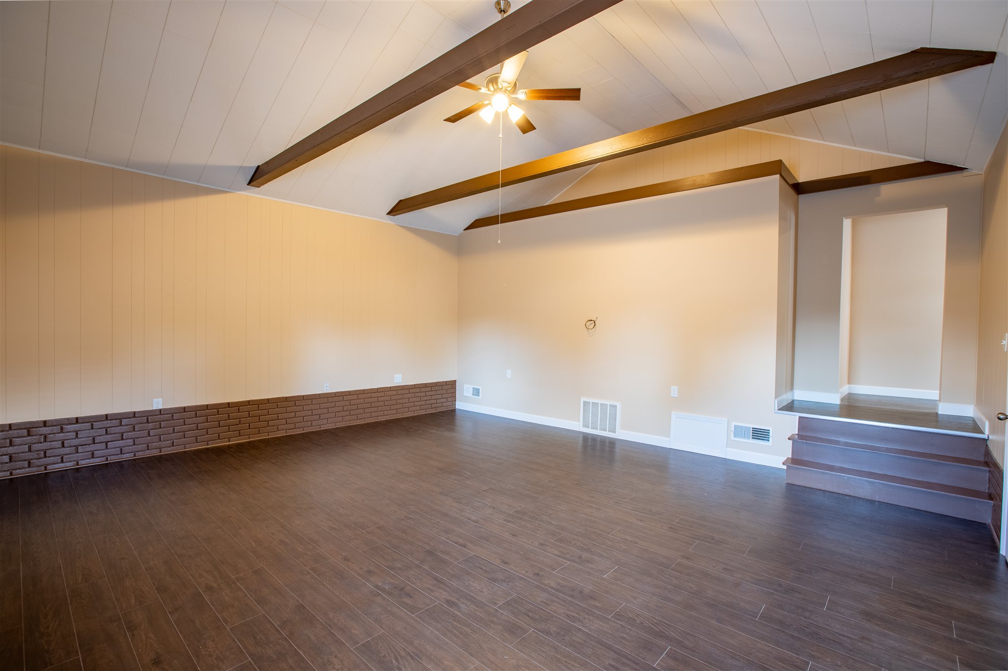 1203 Christ Road Evansville, IN 47711 - Photo 24 of 32 Gallery Image 24