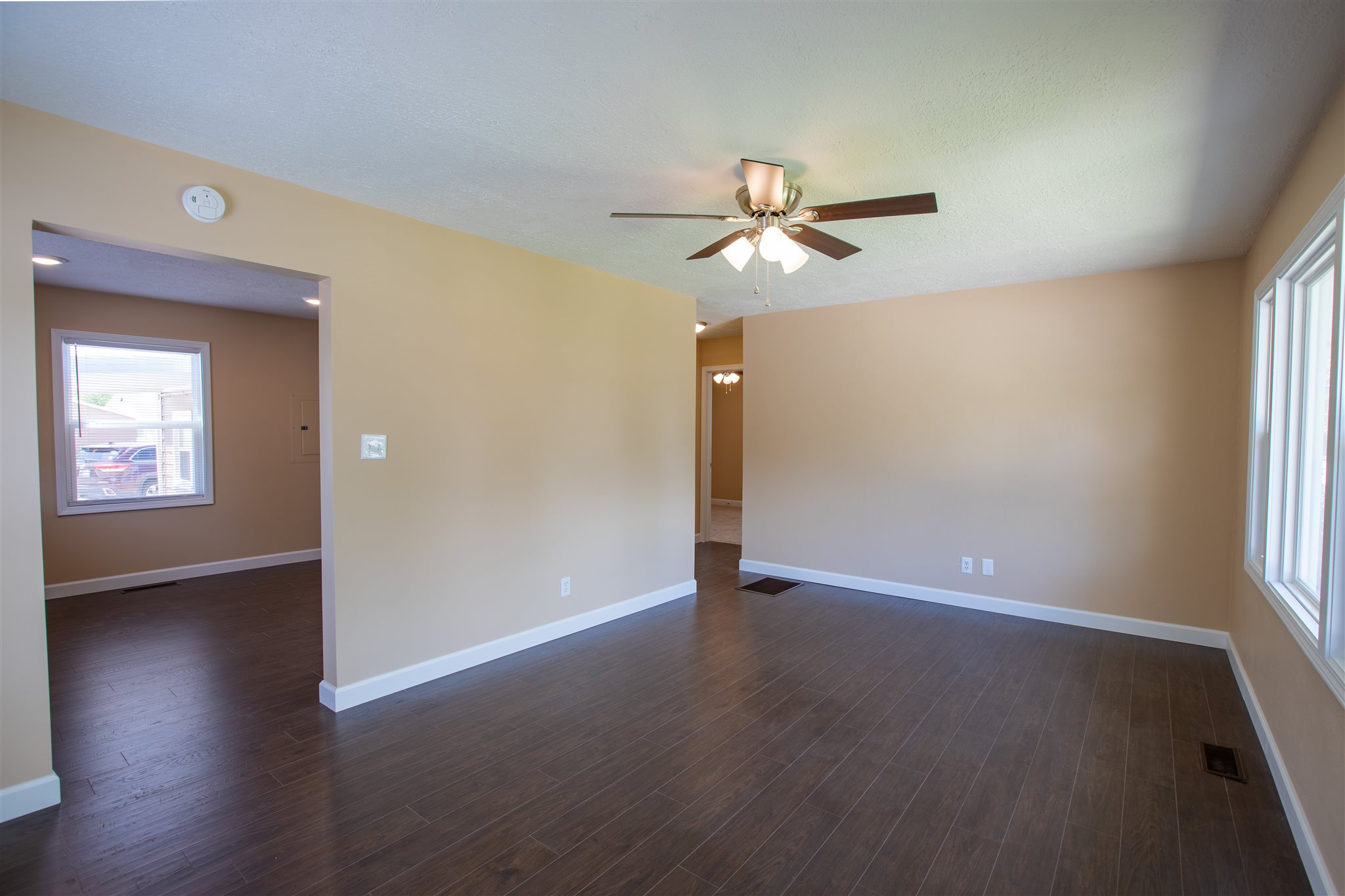 1203 Christ Road Evansville, IN 47711 - Photo 6 of 32 Gallery Image 6