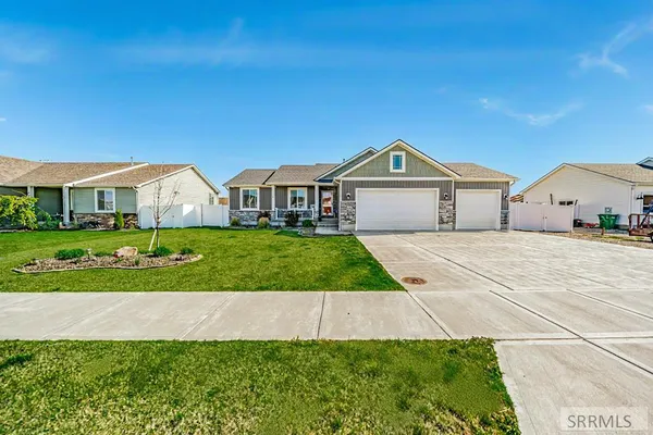 $544,900 | 4372 East Arcadia Avenue, Idaho Falls, ID 83401