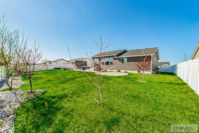 $549,900 | 4372 East Arcadia Avenue, Idaho Falls, ID 83401