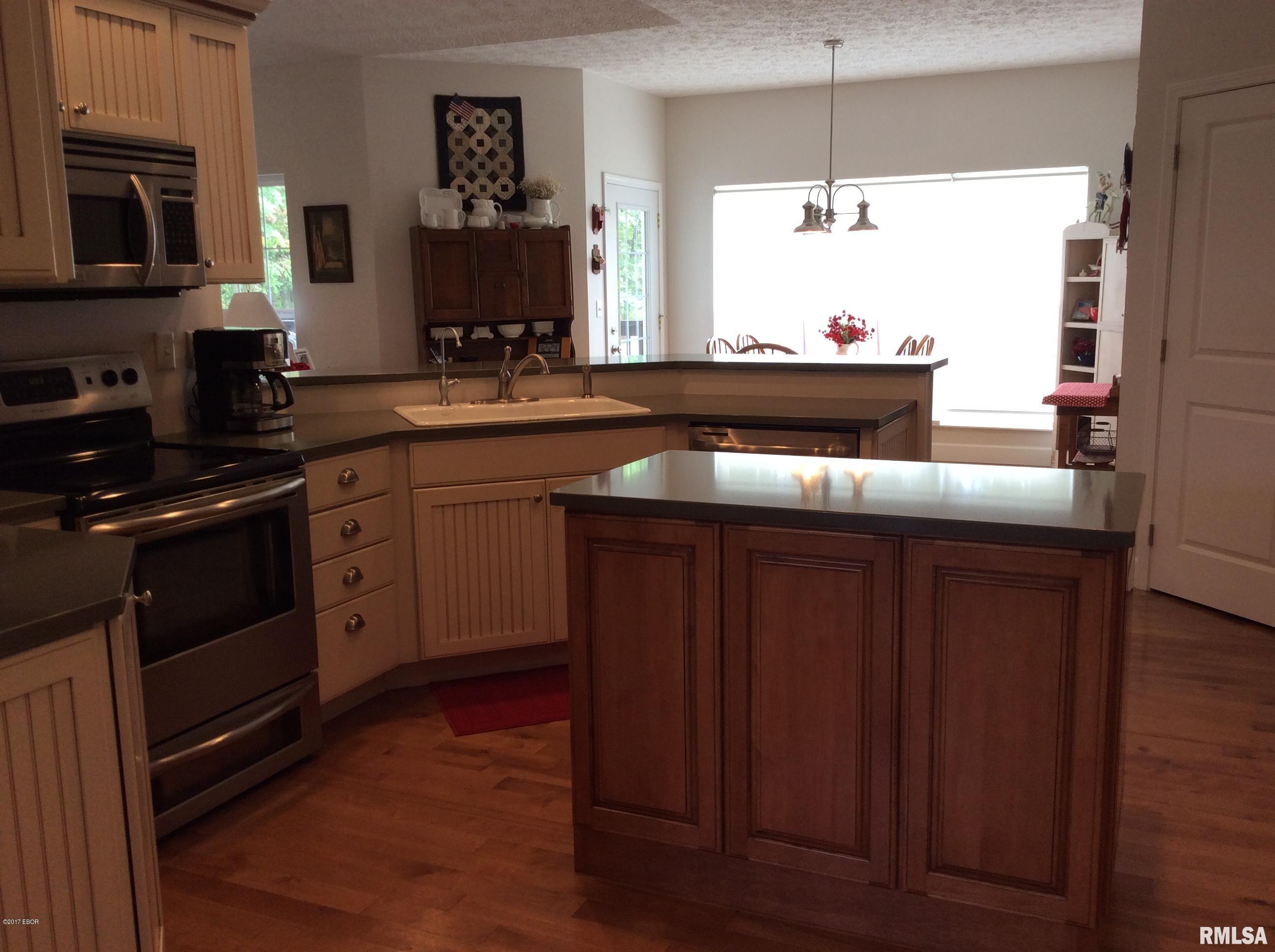 3650 East Bishop Road Mount Vernon, IL 62864 - Photo 11 of 50