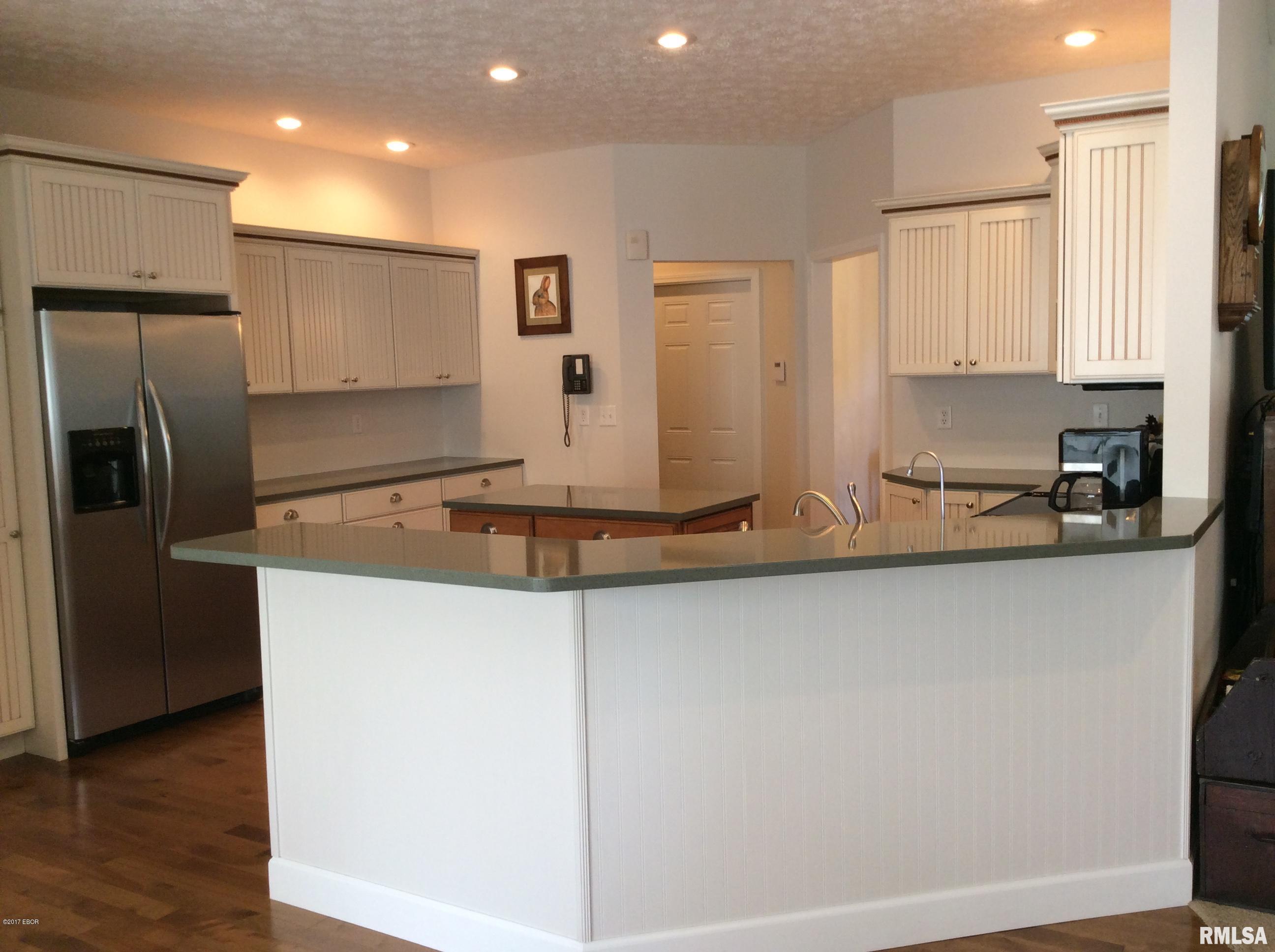 3650 East Bishop Road Mount Vernon, IL 62864 - Photo 12 of 50