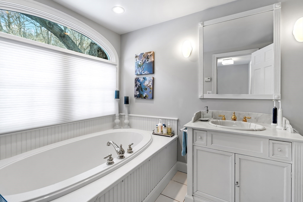 3 Franklin Road Lexington, MA 02420 - Photo 21 of 40 Gallery Image 21