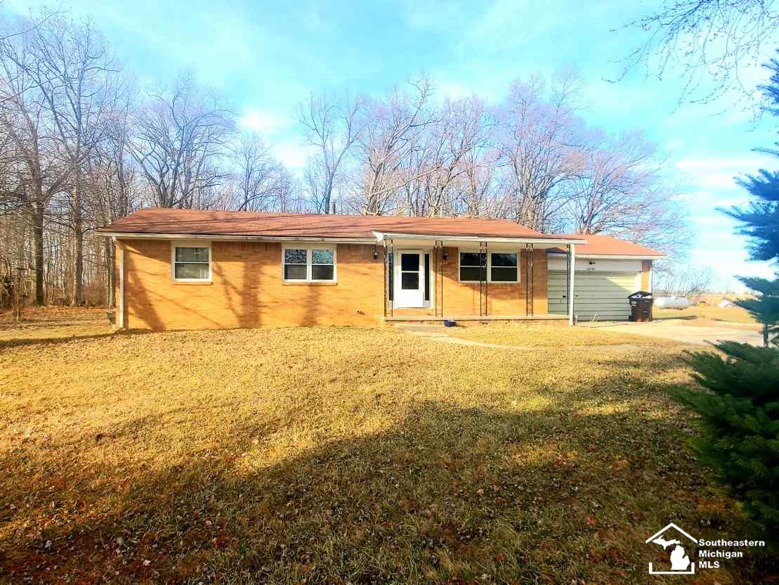 20280 Ida Center Road Petersburg, MI 49270 - Photo 2 of 29