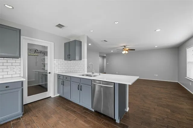 $299,900 | 219 Hilltop Drive, Justin, TX 76247