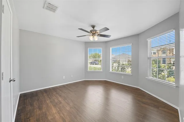 $299,900 | 219 Hilltop Drive, Justin, TX 76247