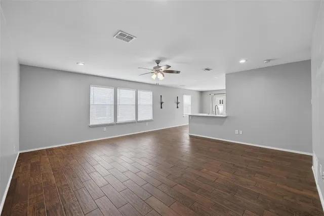 $299,900 | 219 Hilltop Drive, Justin, TX 76247