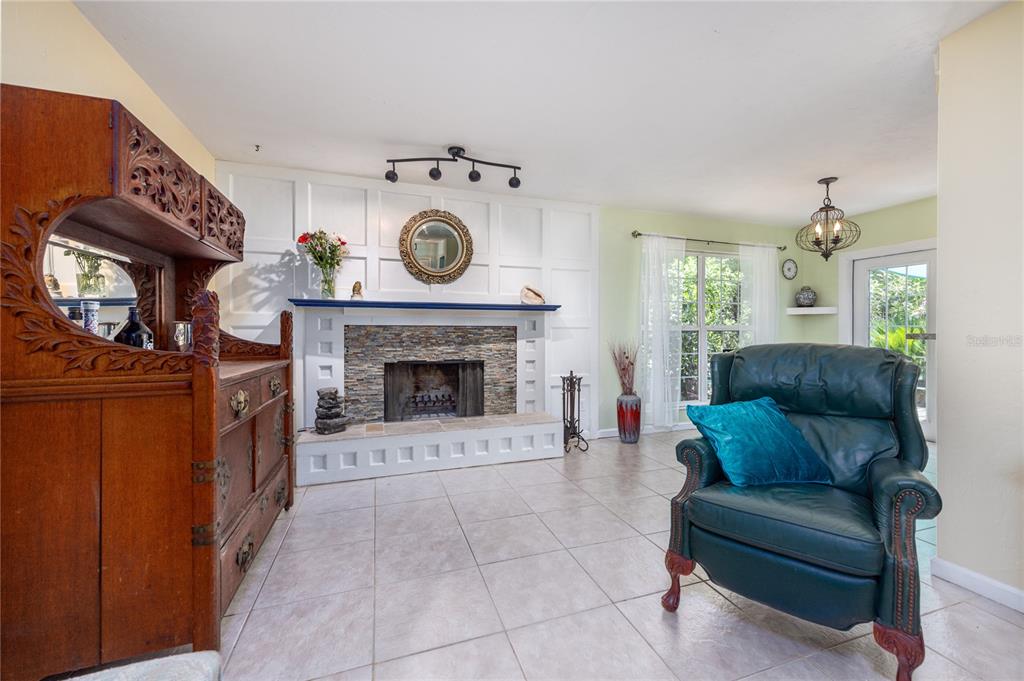 11212 Southwest 86th Place Gainesville, FL 32608 - Photo 2 of 50