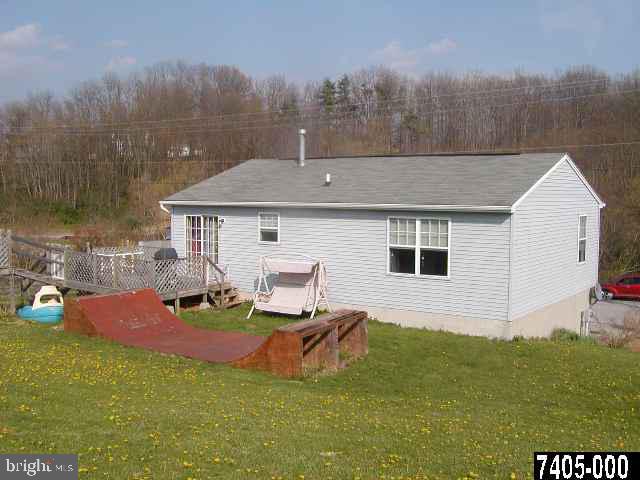 170 Pond Road Felton, PA 17322 - Photo 2 of 9