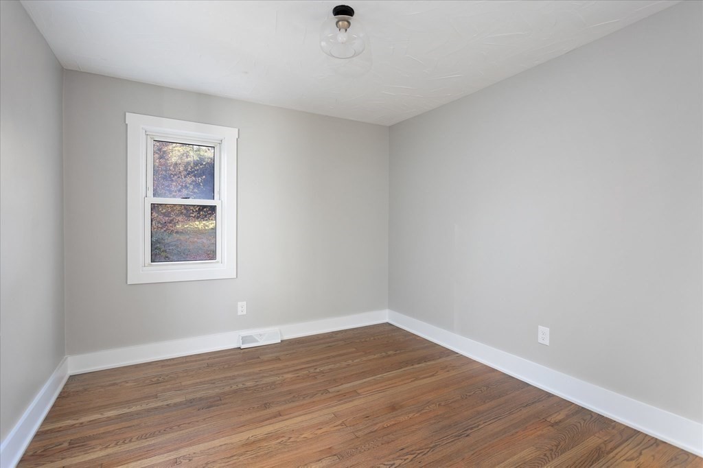 187 Brimfield Road Holland, MA 01521 - Photo 23 of 32 Gallery Image 23