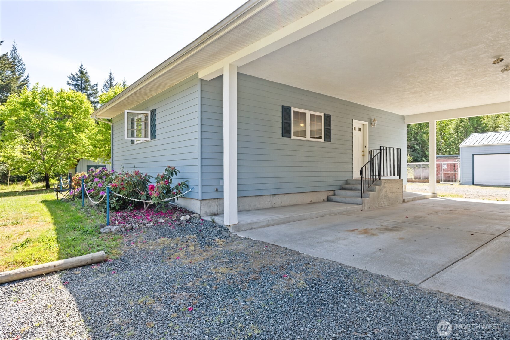 5611 South Doss Road Port Angeles, WA 98362 - Photo 33 of 40