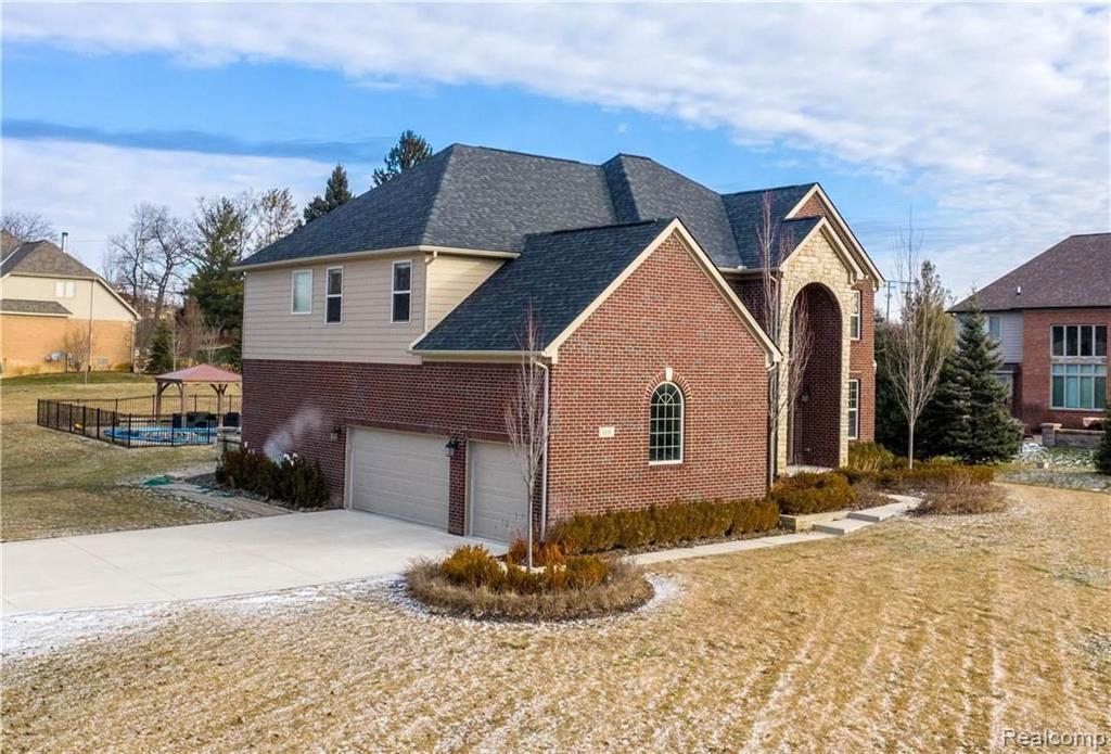 110 Fieldway Court Rochester, MI 48306 - Photo 29 of 46