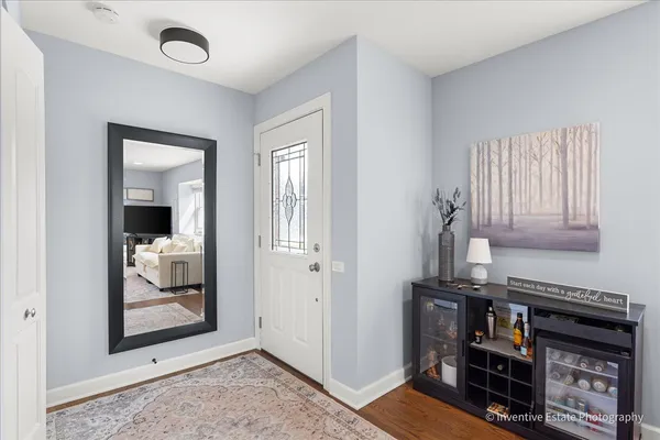 $380,000 | 884 Bristol Drive, Barrington, IL 60010