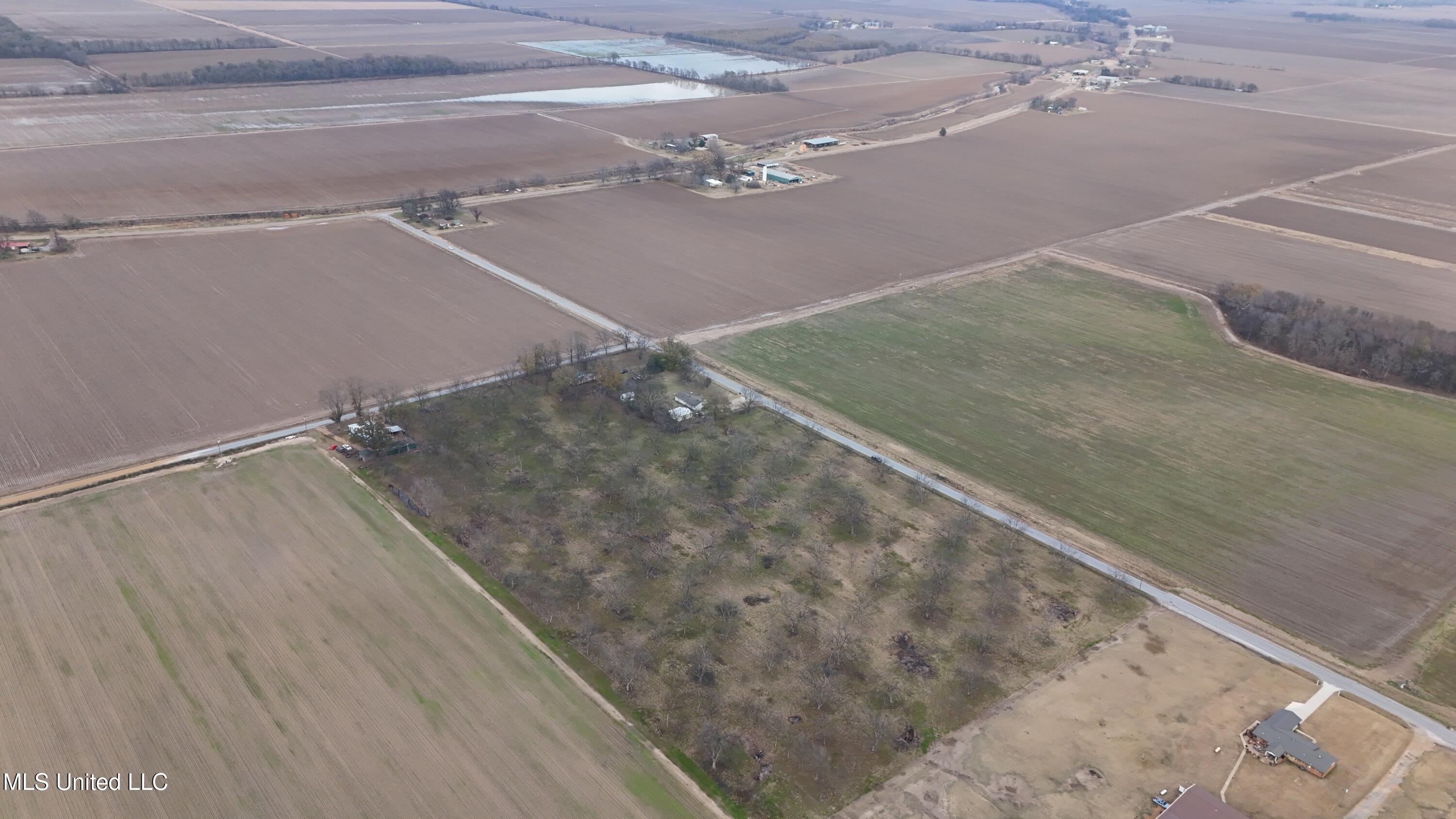 Interstate Road Shaw, MS 38773 - Photo 3 of 14 DJI_20251203153311_0122_D