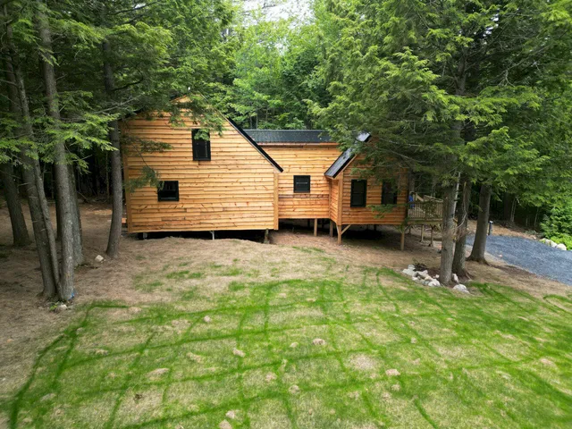 $299,900 | 111 Pine Bluff Road, Embden, ME 04958