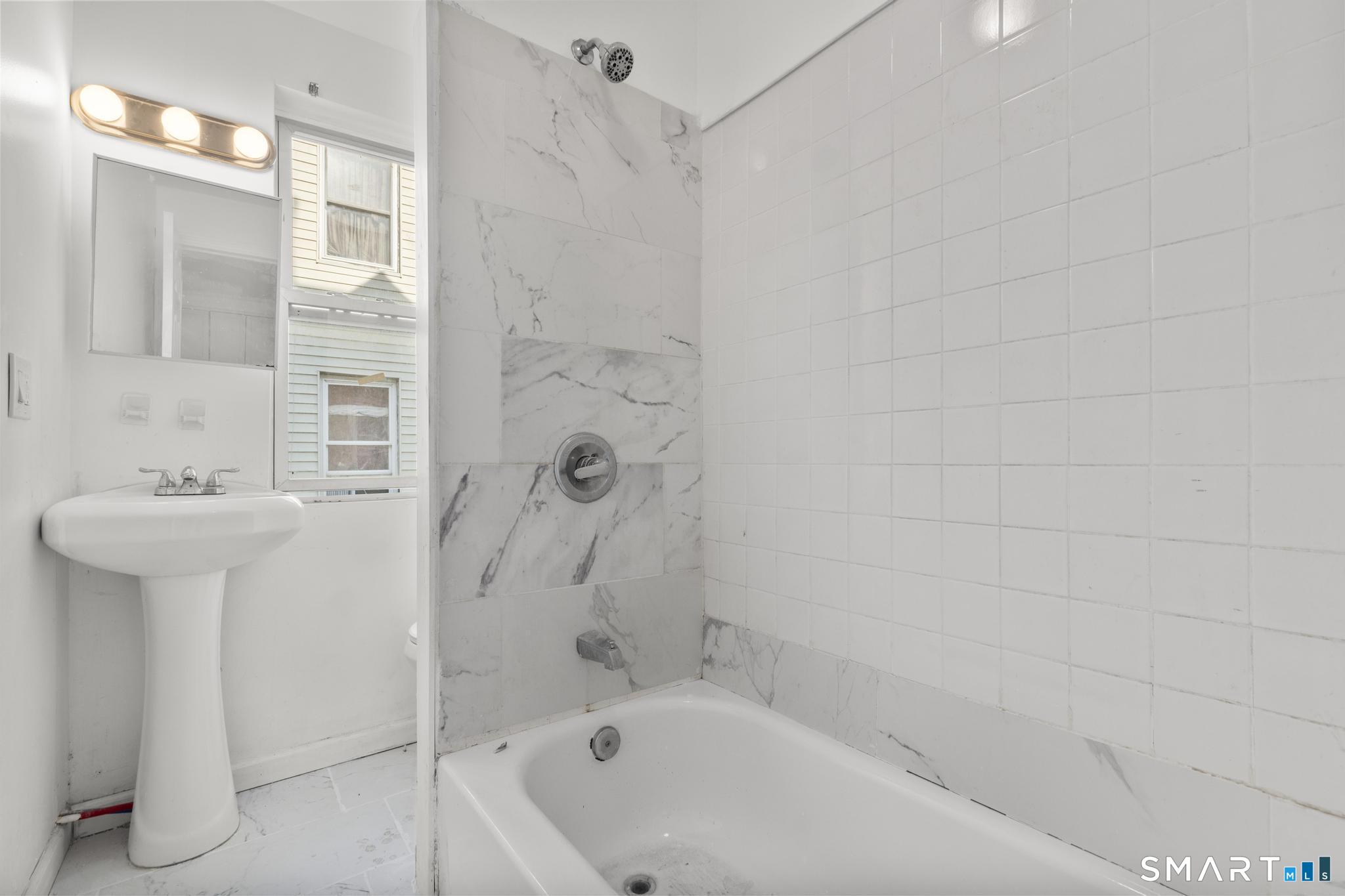 75 Walnut Street Waterbury, CT 06704 - Photo 15 of 28