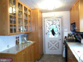 2174 Schultz Road Lansdale, PA 19446 - Photo 4 of 6 Gallery Image 4