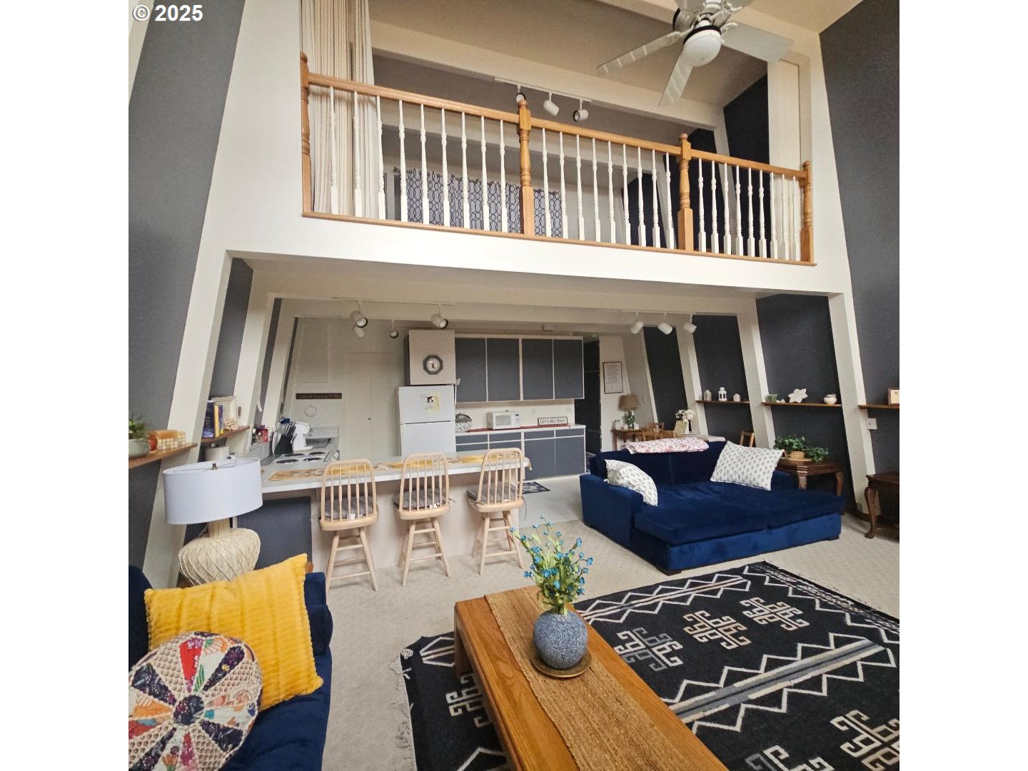 73 South Lakewood Road Tygh Valley, OR 97063 - Photo 17 of 44 a view of living room and dining room