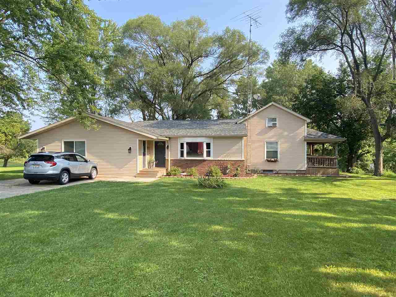 14169 Elms Road Montrose, MI 48457 - Photo 3 of 58 50050866-2.JPG