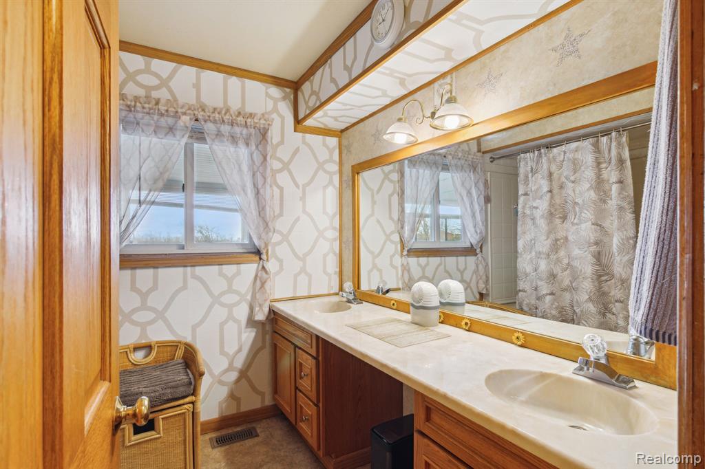 9711 Welch Road Tecumseh, MI 49286 - Photo 20 of 44
